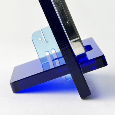“ELI-phone stand” – DEEP BLUE limited edition!